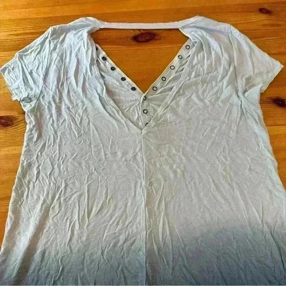 American Eagle, Deep V-Back, Gray Women's Top - M - Picture 4 of 6